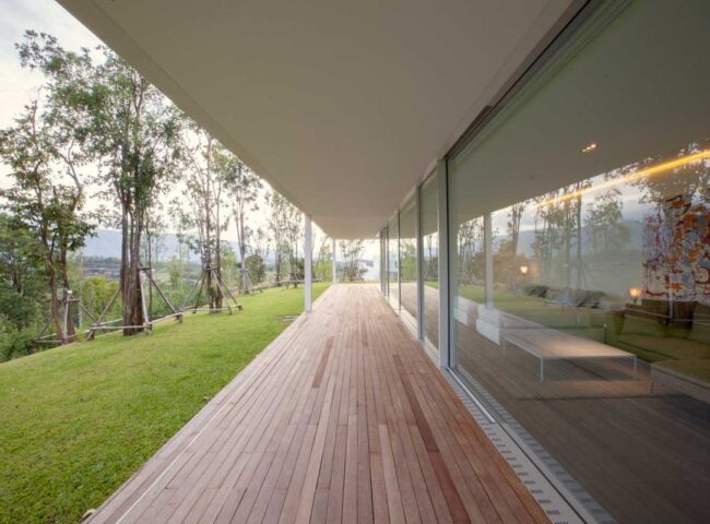ipe-lapacho-decking-2-o4uujot7yb4xinp8p31hkceitwdyux6nrvrdnitkjk